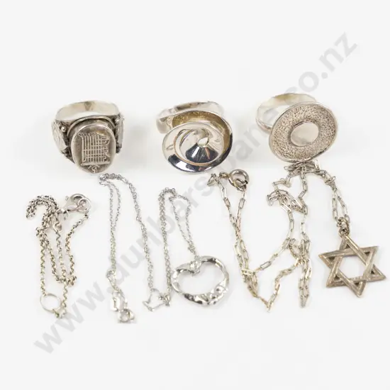 Collection of Assorted S/S Jewellery