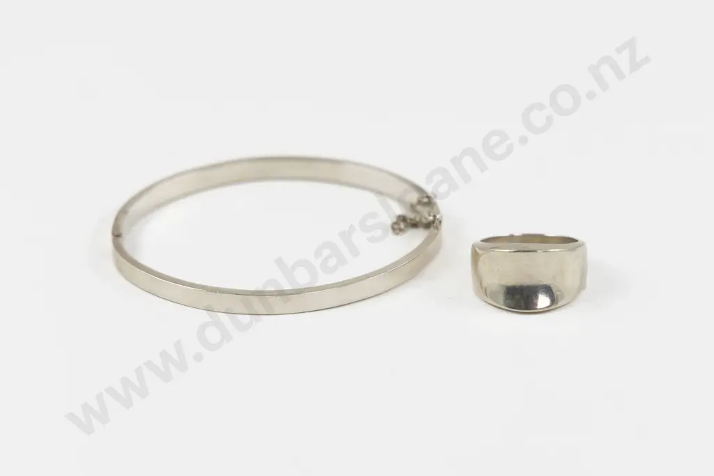 S/S Hinged Snap Bangle and Band Ring Image 1++