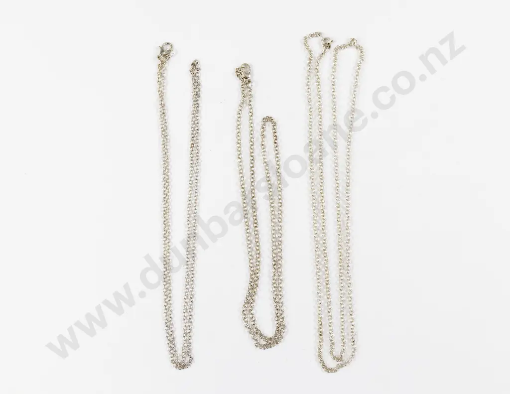Three S/S Curb Link Neck Chains Image 1++
