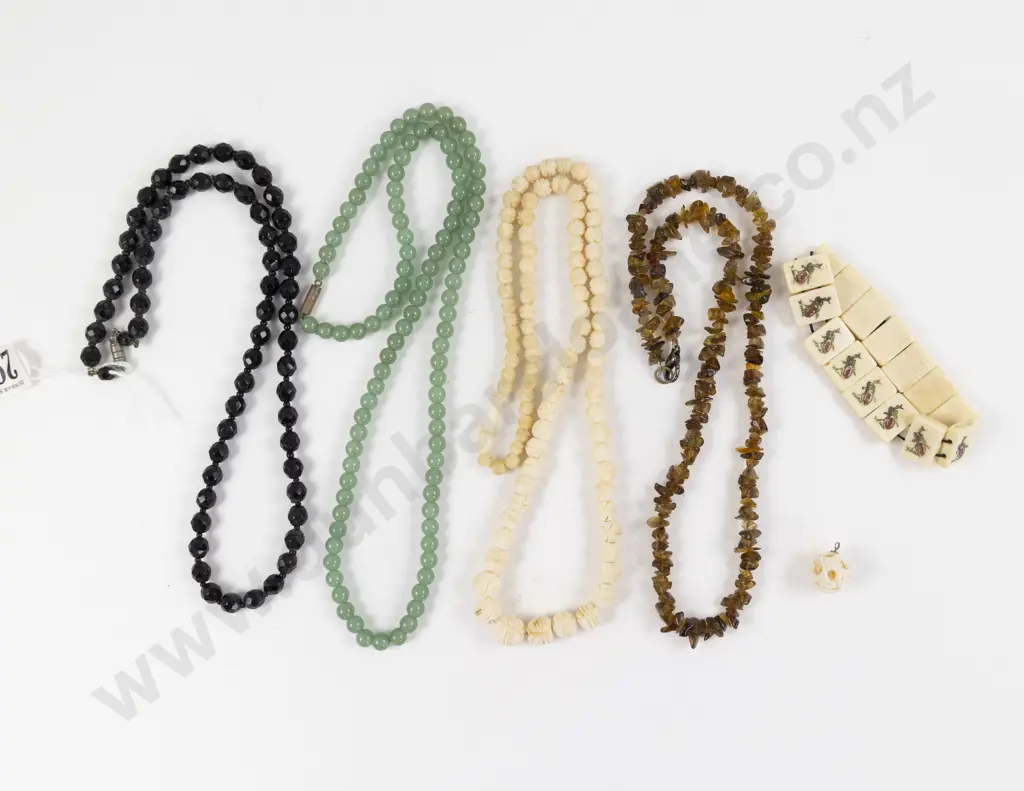 Single Strand Ivory Bead Necklace and Pendant Image 1++