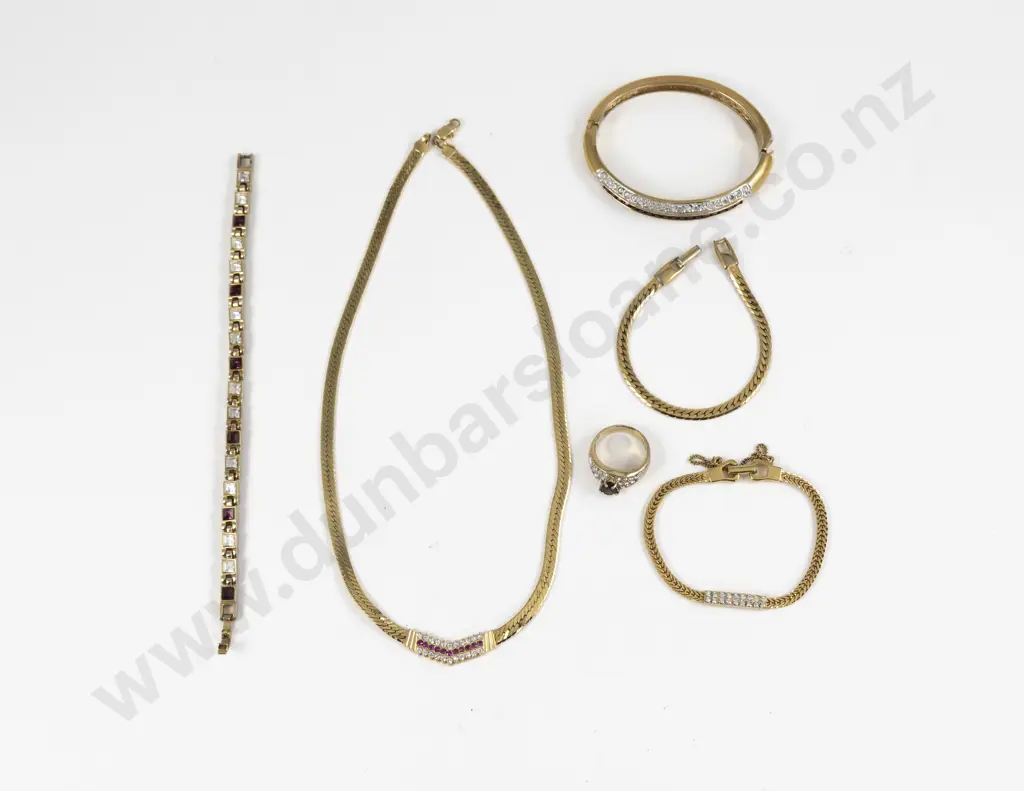 Collection of Gold Plated and Rhinestone Costume Jewellery Image 1++