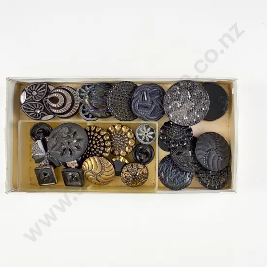Collection of Victorian Glass Black Buttons together with Fashion & Collectable Reference Books (5)