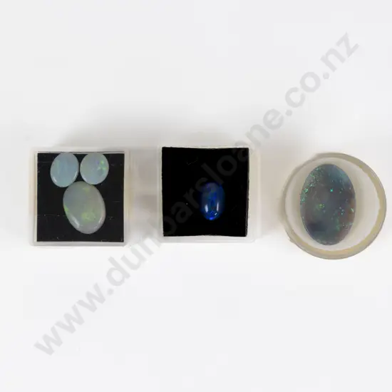 Quantity of Unmounted Opals