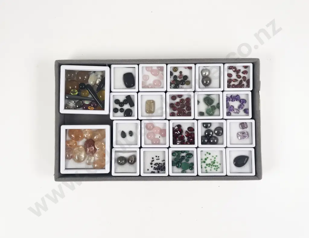Collection of Various Unmounted Gem Stones Image 1++