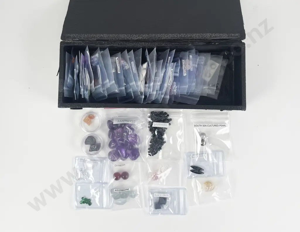 Collection of Various Unmounted Gem Stones Image 1++