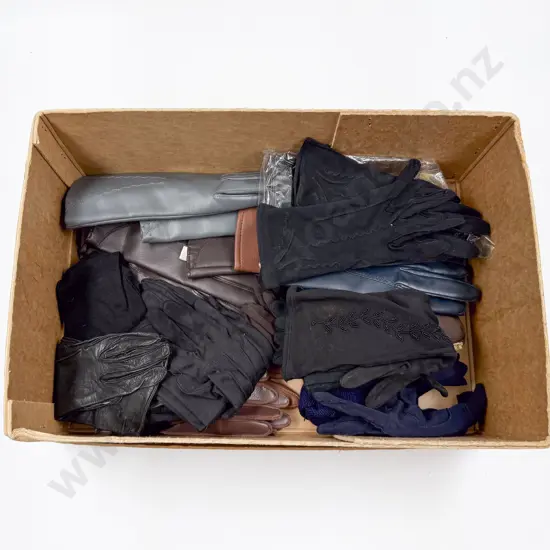 Quantity of Various Gloves