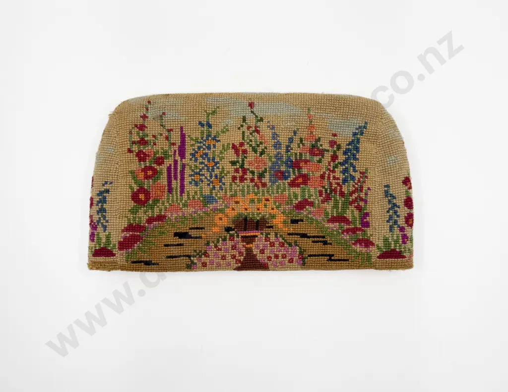 Vintage Wool Worked Teapot Cosy Image 1++