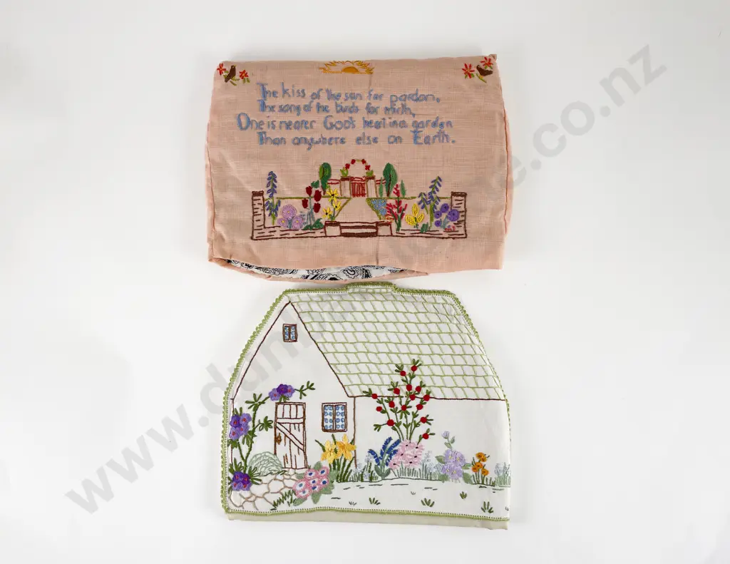 Hand Embroidered 1930/40s Country Cottage Tea Cosy & Other Image 1++