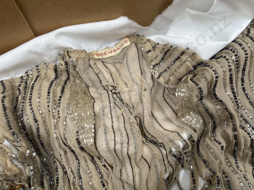 Art Deco 1920's - 30's Beaded Silk Top Image 1++