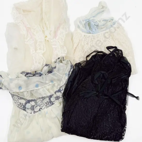 Vintage 1930's - 40's As New Nightatire & Various