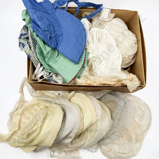 Collection 1930's - 1940's Baby Sun Bonnets & Various
