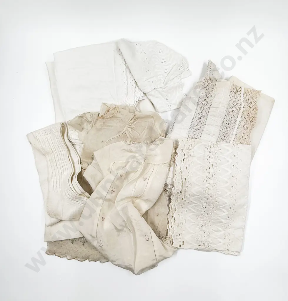 Collection Edwardian & Later Cotton Lace & Knitted Garments Image 1++