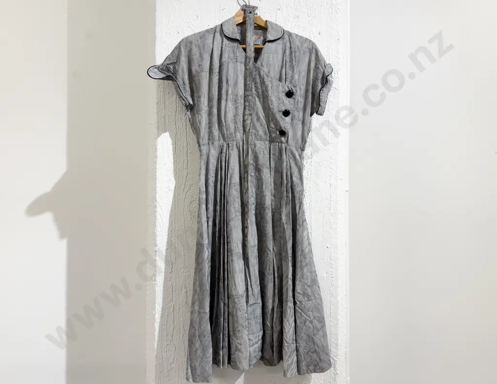 Circa 1940's - 50's Day Dress Image 1++