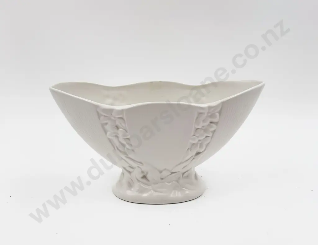 Crown Lynn Roydon Pottery - White Glazed Vase Image 1++