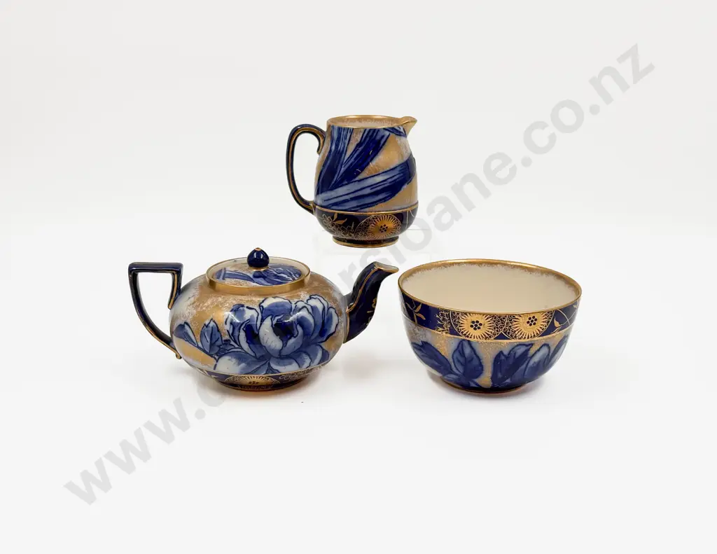 RD Burslem Tea Pot with Associated Sugar Bowl and Cream Image 1++