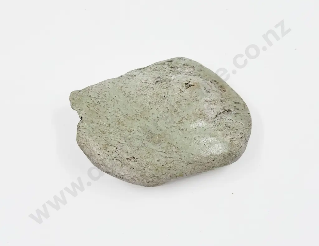 NZ Greenstone Piece 610g Image 1++