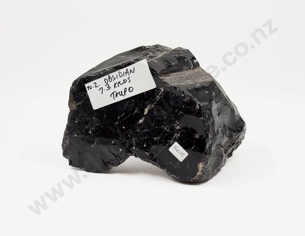 Large Slab of NZ Obsidian (7.3Kg) Image 1++