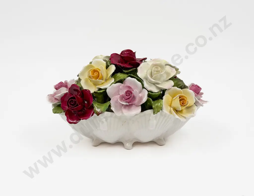 Aynsley Flower Vase Ornament Image 1++