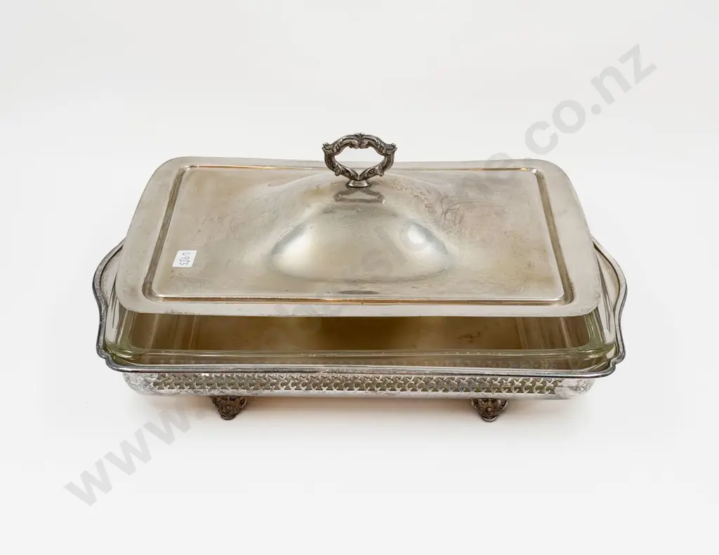 Footed S/P Lidded Tureen with Associated Glass Liner Image 1++