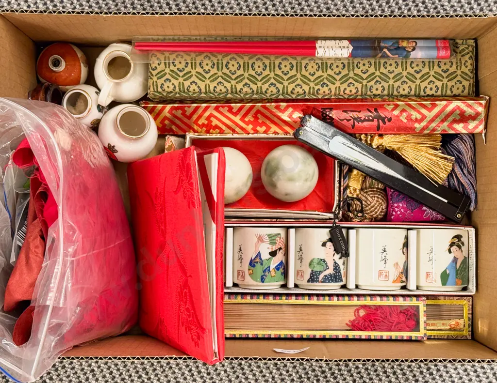 Qty of Assorted Fans with Sake Cups etc Image 1++