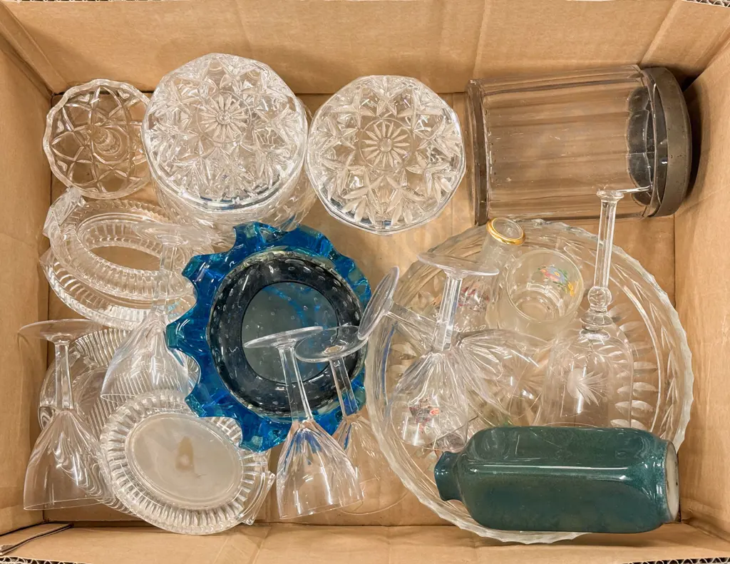 Qty of Assorted Glassware Together with RD Vase Image 1++