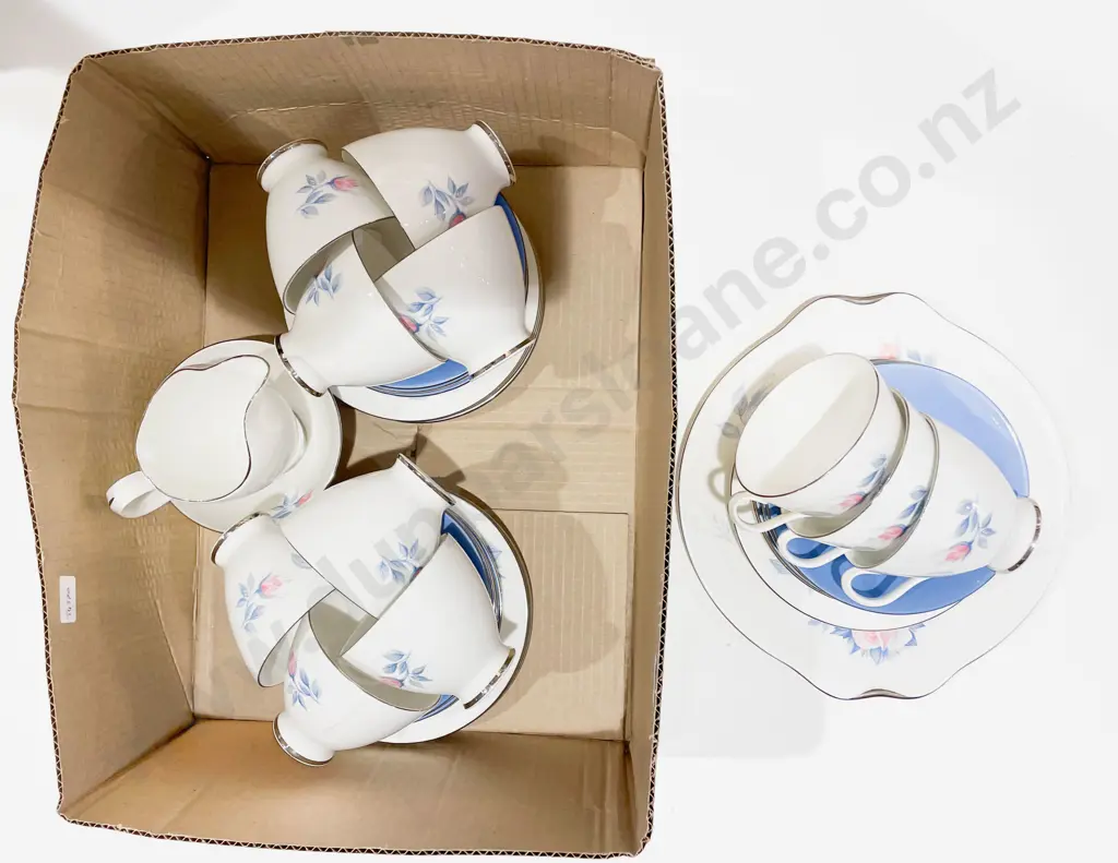 Royal Albert "Sorrento" Pattern Part Teaset Image 1++