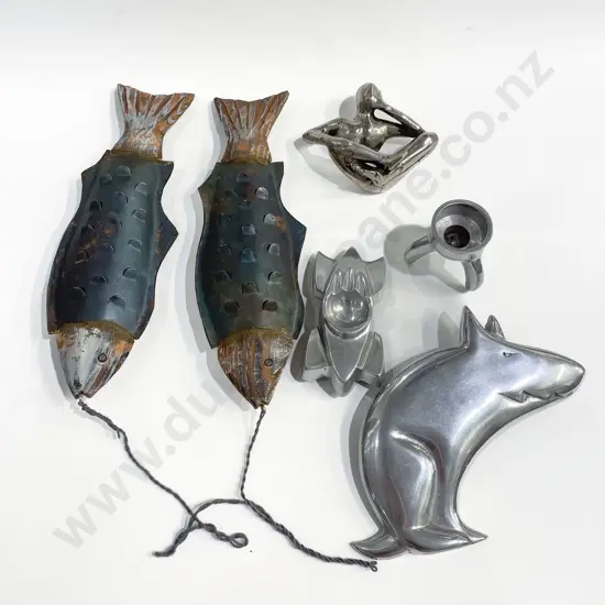 Small Qty of Chrome and Metal Ornaments