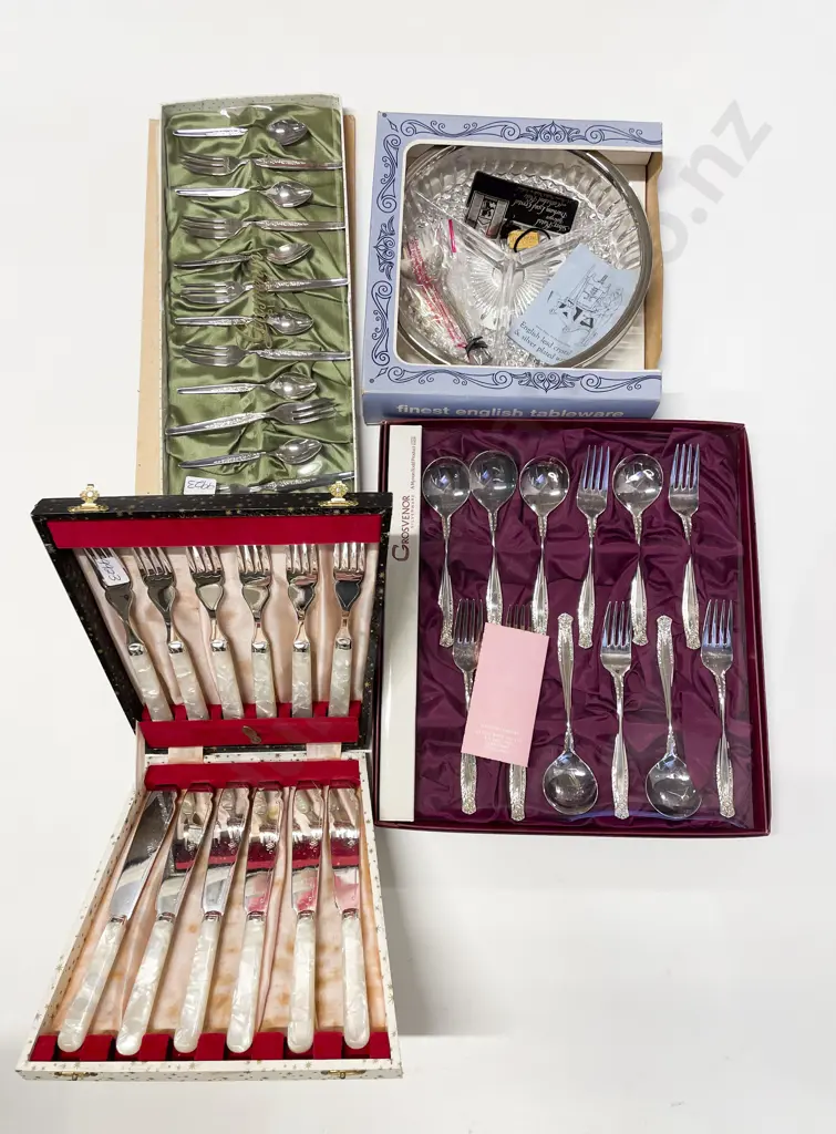 Qty of Assorted Boxed Cutlery and Other Image 1++