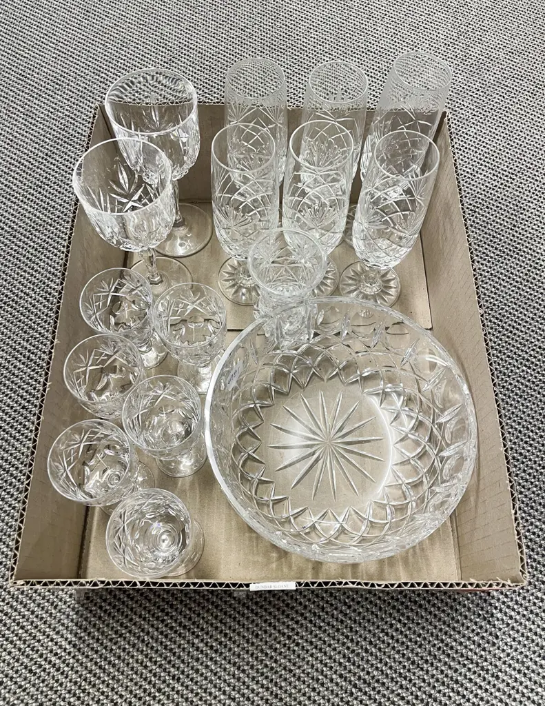 Box of Assorted Crystal and Glassware Image 1++