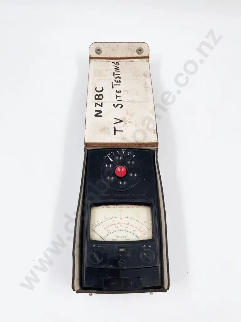 Resistance Metre in Leather Case Image 1++