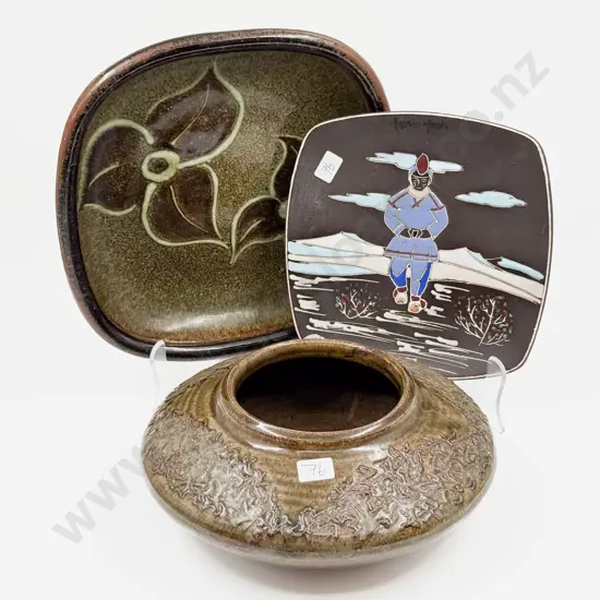 Three Pieces Assorted Pottery