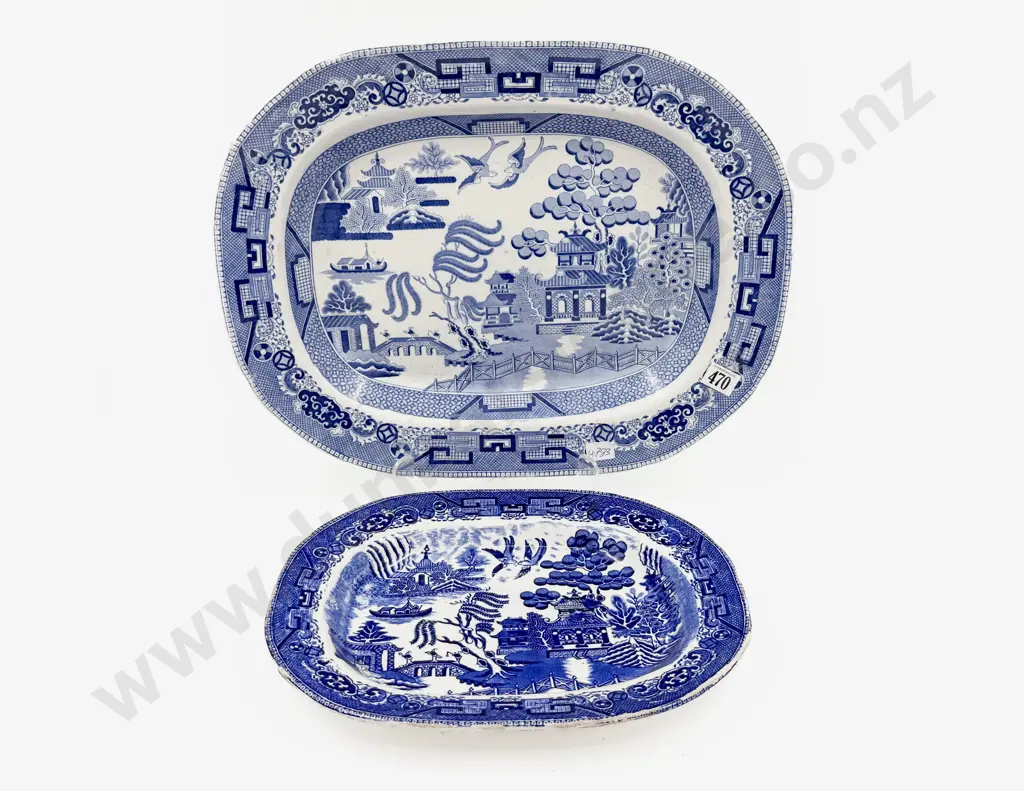 Willow Pattern Ashet & Smaller Example Image 1++
