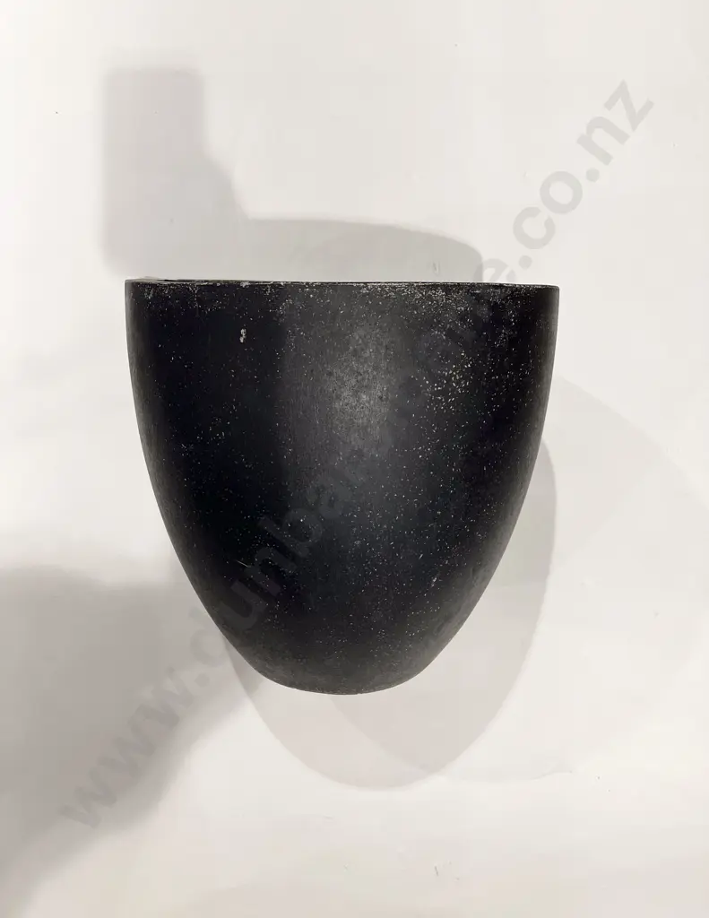 Black Composite Plant Pot Image 1++
