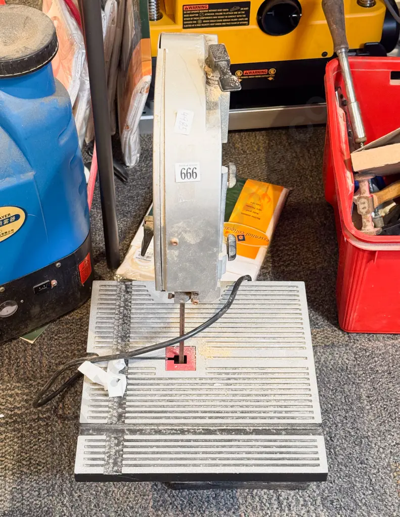 Ryobi 190mm Band Saw Image 1++