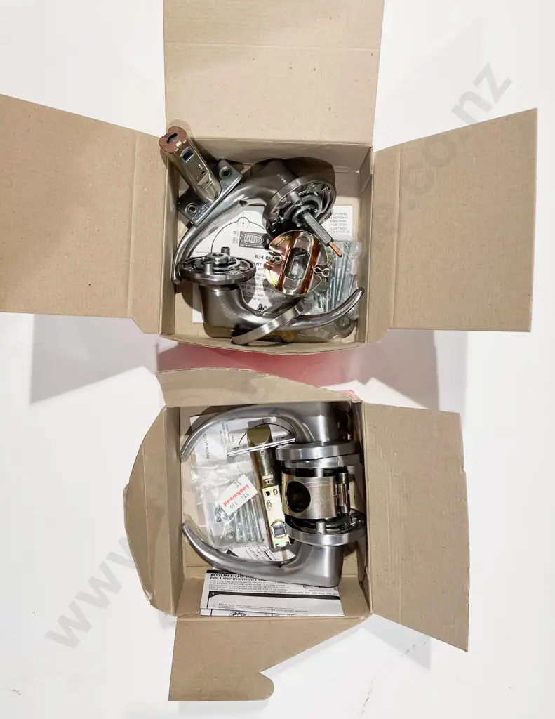 Two Boxes of Assorted Lockwood Door Fittings Image 1++