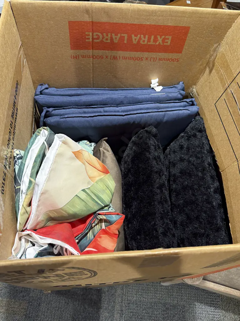 Box of Assorted Cushions Image 1++
