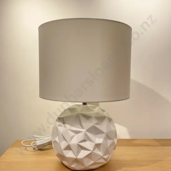 Modern Geometric Design Table Lamp