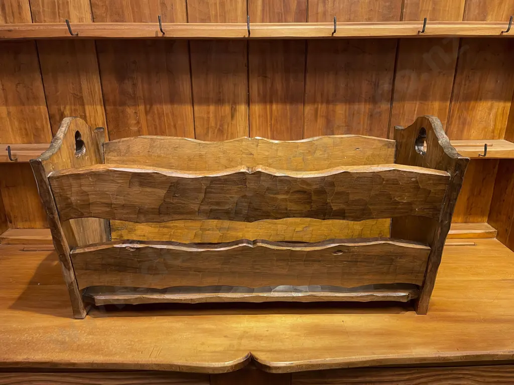 Chapman Taylor Style Magazine Rack Image 1++