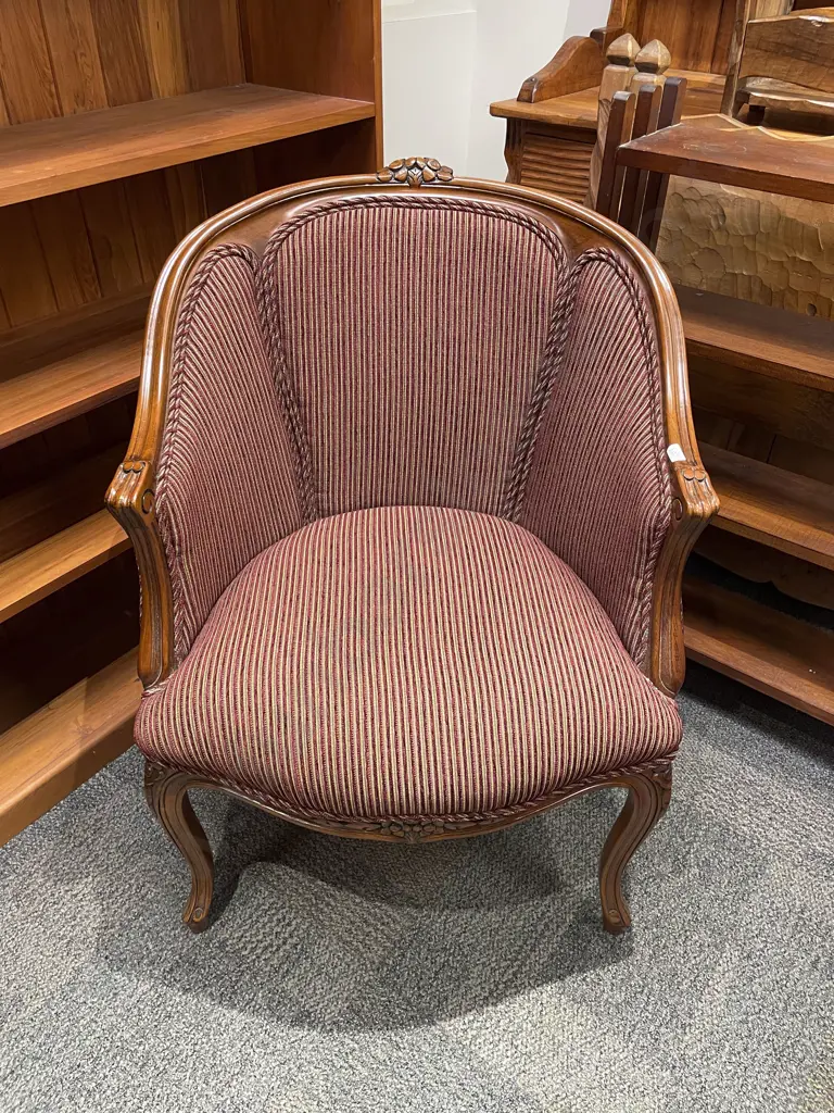 Pair of Reproduction Parlour Chairs Image 1++