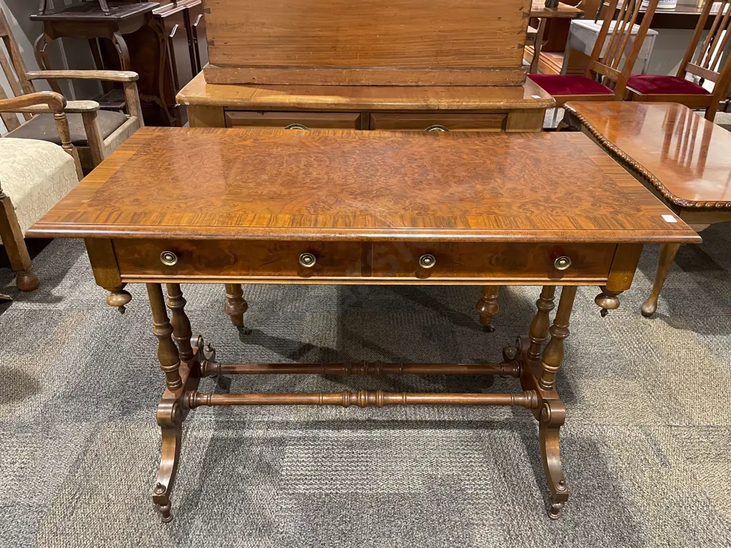 Reproduction Burr Walnut Sofa Table Image 1++