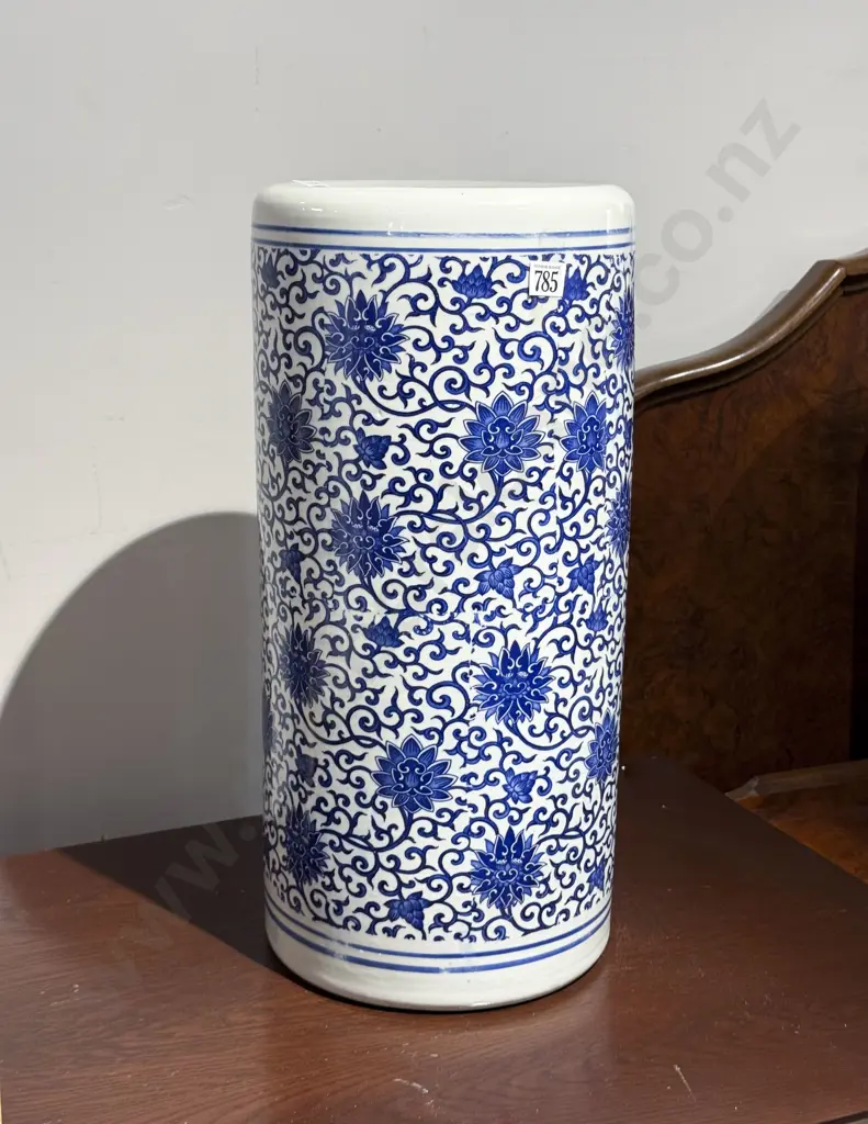 Blue & White Cylindrical Floor Vase Image 1++