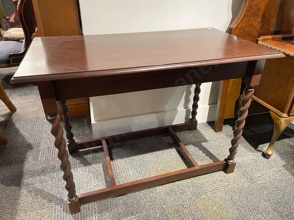 Stained Oak Hall Table Image 1++