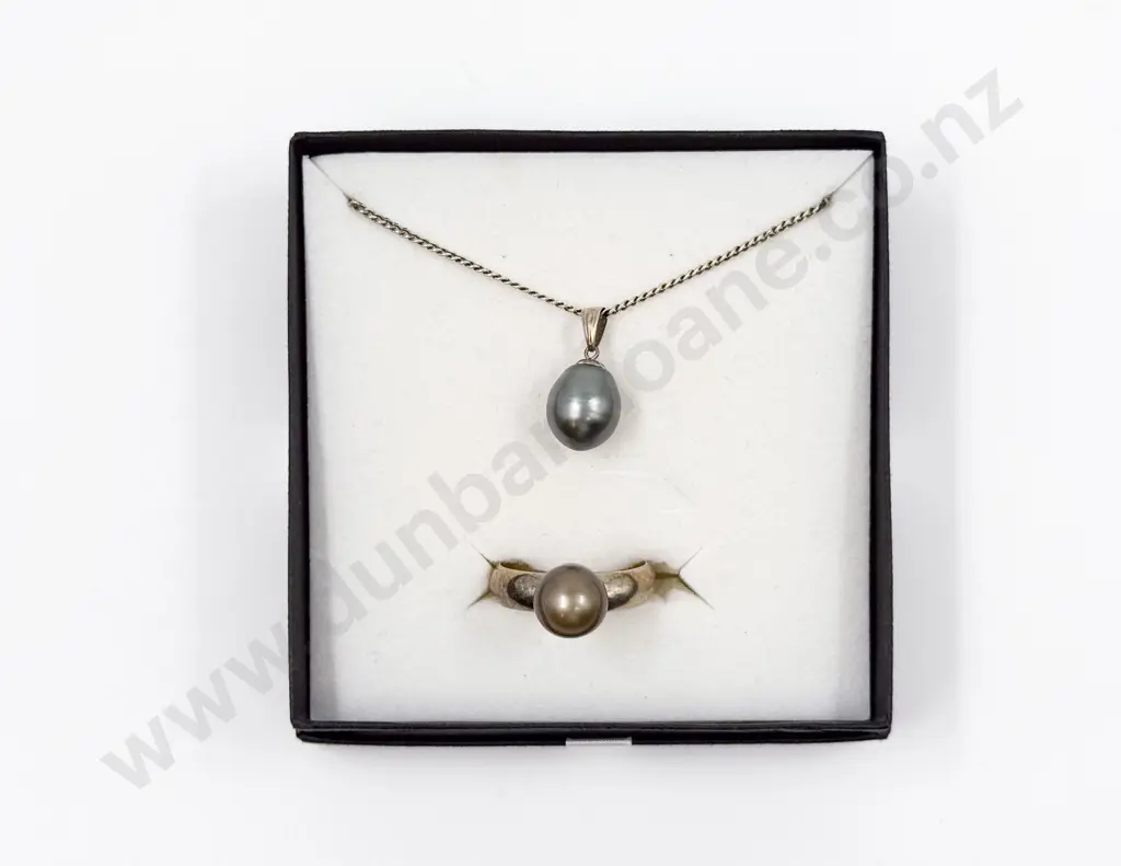 Sterling Silver Black Pearl Pendant on Chain and Ring Image 1++