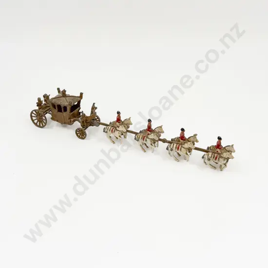 Crescent Model Royal Coach & Horses