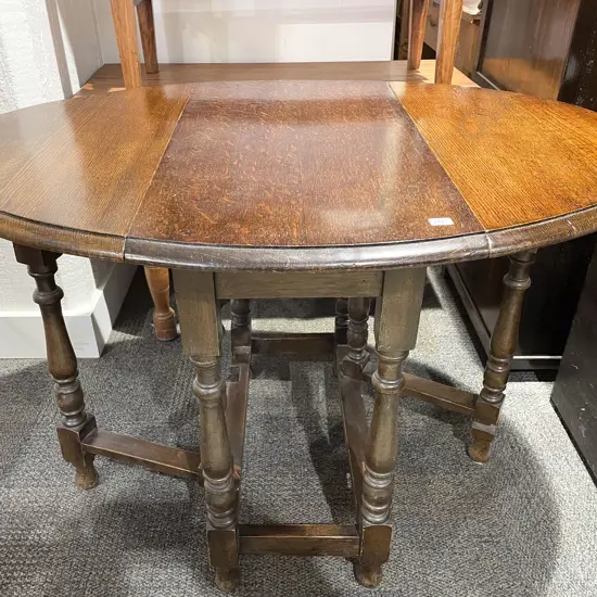 1930's small Proportion Drop Leaf Dining Table