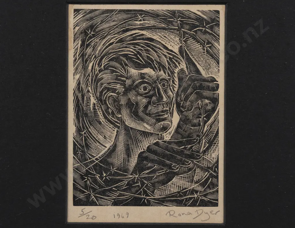 Rona Dyer - Portrait Image 1++