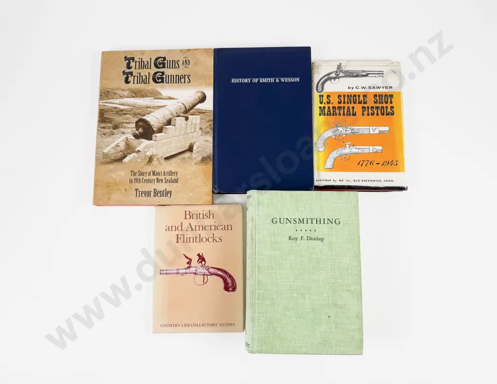 5 Volumes On Antique Arms Image 1++
