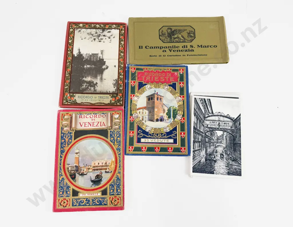WW2 Kiwi Veteran Italian and Austrian Tourist Information Picture Booklets and Post Card Book Image 1++