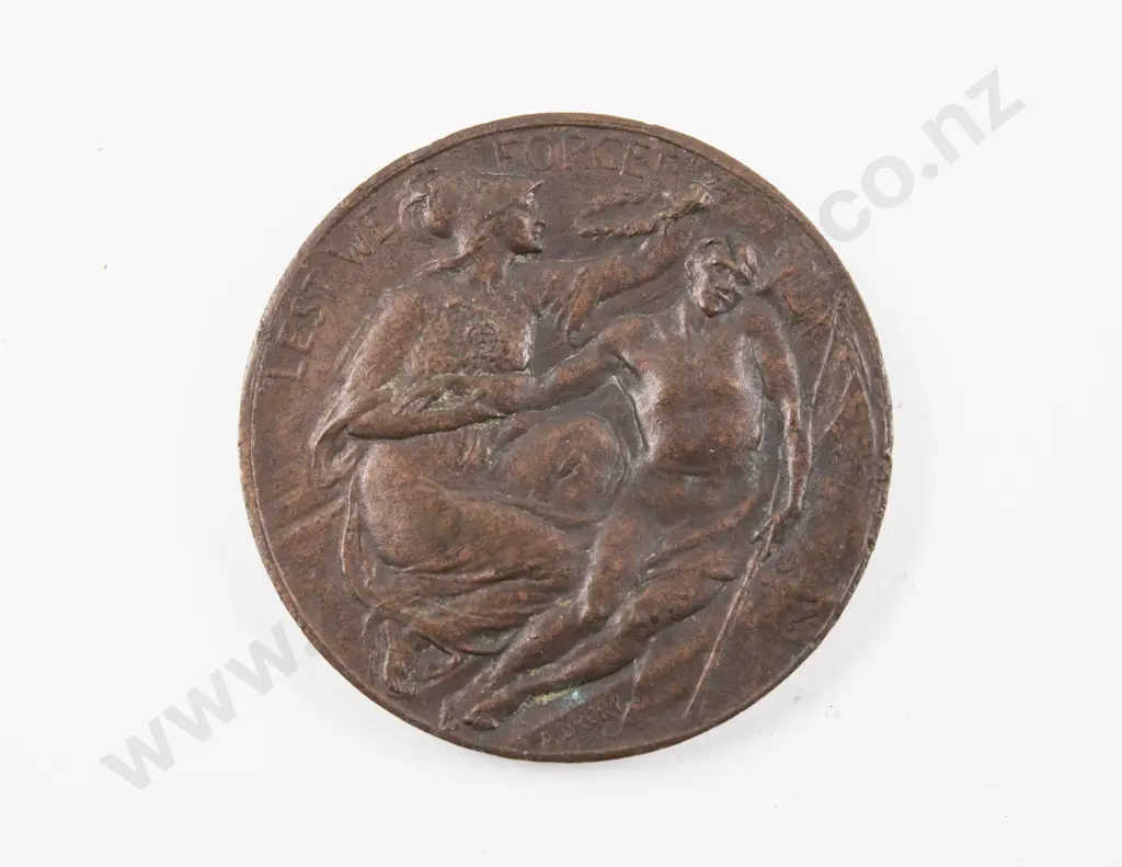 1916 Bronze WWI 'Lest We Forget' Unofficial Consolatory Memorial Medal Image 1++