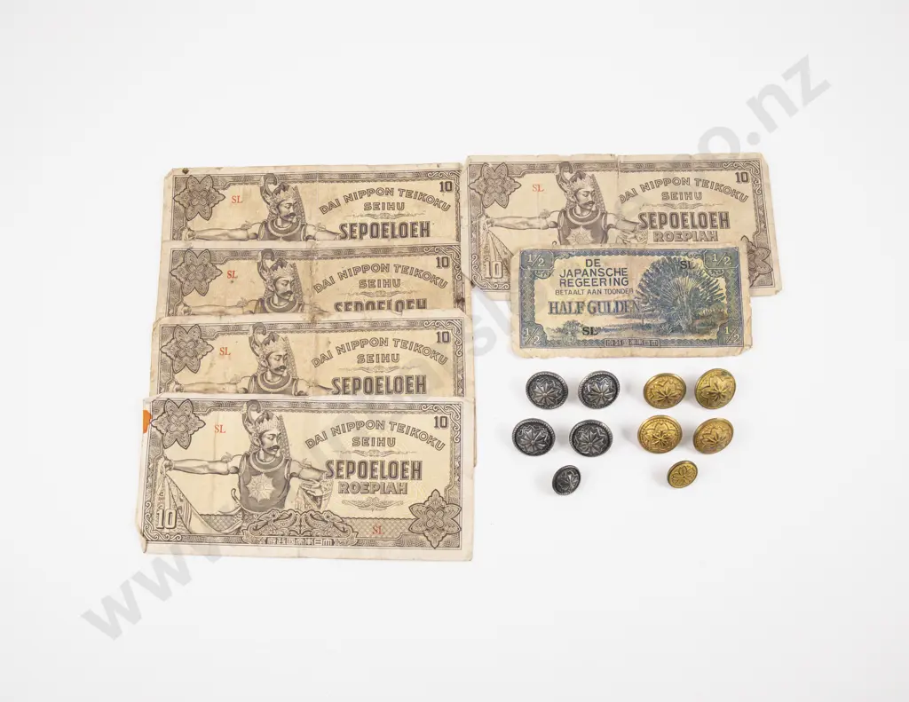 Japanese WWII Occupation/Invasion Bank Notes and Buttons Image 1++
